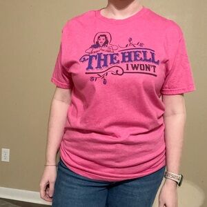 📌SOLD📌 Gildan | Pink Cowgirl Graphic Tee